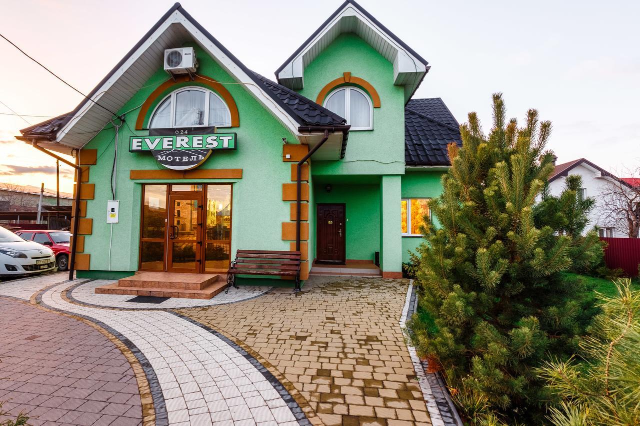 Everest อิวาโน-ฟรานกิฟสเก ภายนอก รูปภาพ
